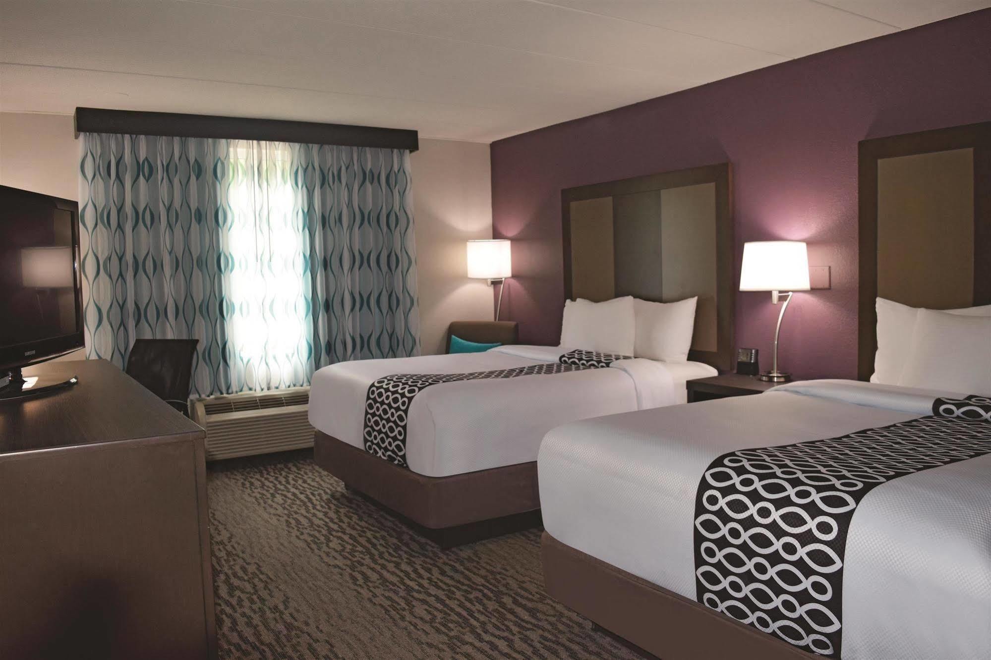 Hotel La Quinta By Wyndham Sturbridge Zewnętrze zdjęcie